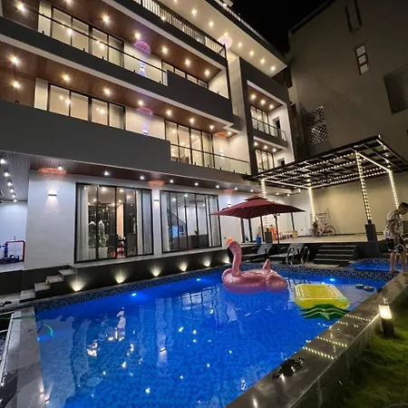 Can Villa 9 Ngu Vip Trung Tam Bai Chay