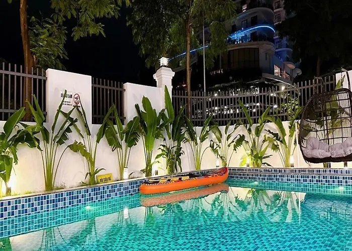 Căn 9 Ngủ Vip Trung Tâm Bãi Cháy